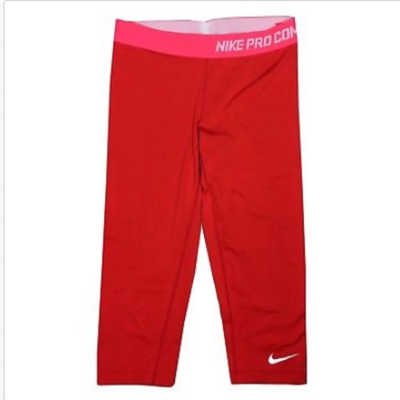 Nike Pants - Nike Womens Pro Combat Compression Capri Pants